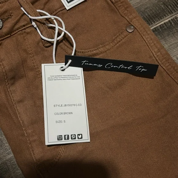 New Judy Blue Tummy Control Bermuda Shorts Small - Picture 8 of 14